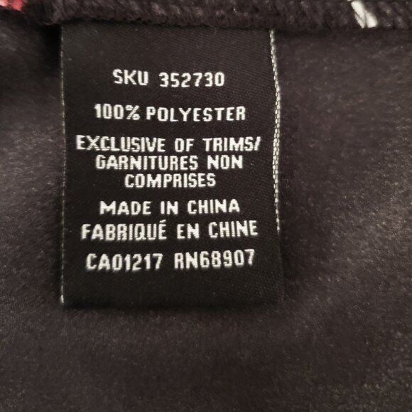 Moody Floral Flowy Lace Detail Black Top by Le Chateau fits like S/M - Picture 6 of 7